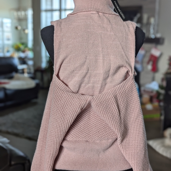 Nora Cora Elegant Blush Cowl Neck Sweater With Off The Shoulder Sleeves - Picture 4 of 4